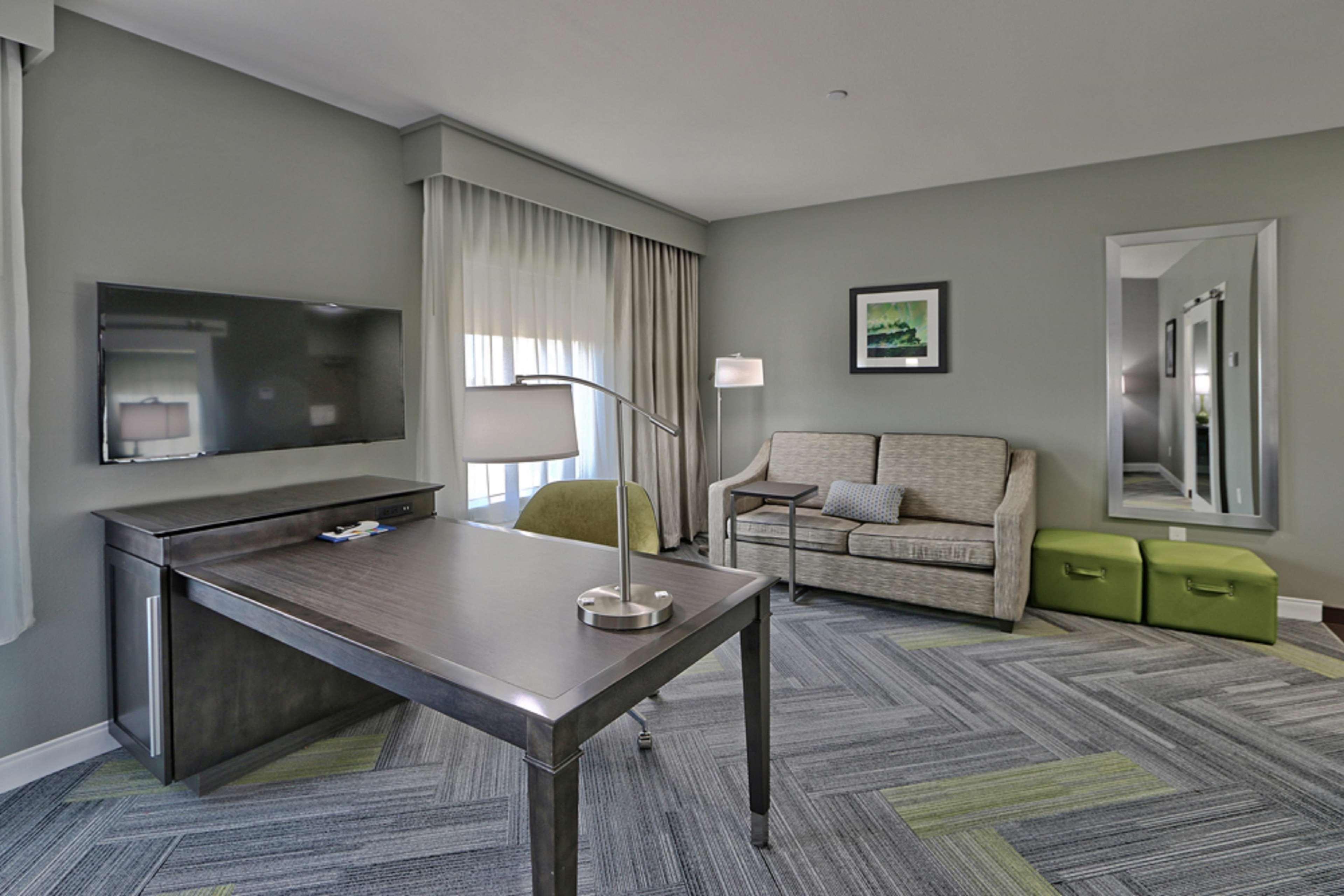 Hampton & Guthrie, Ok Hotel 3*